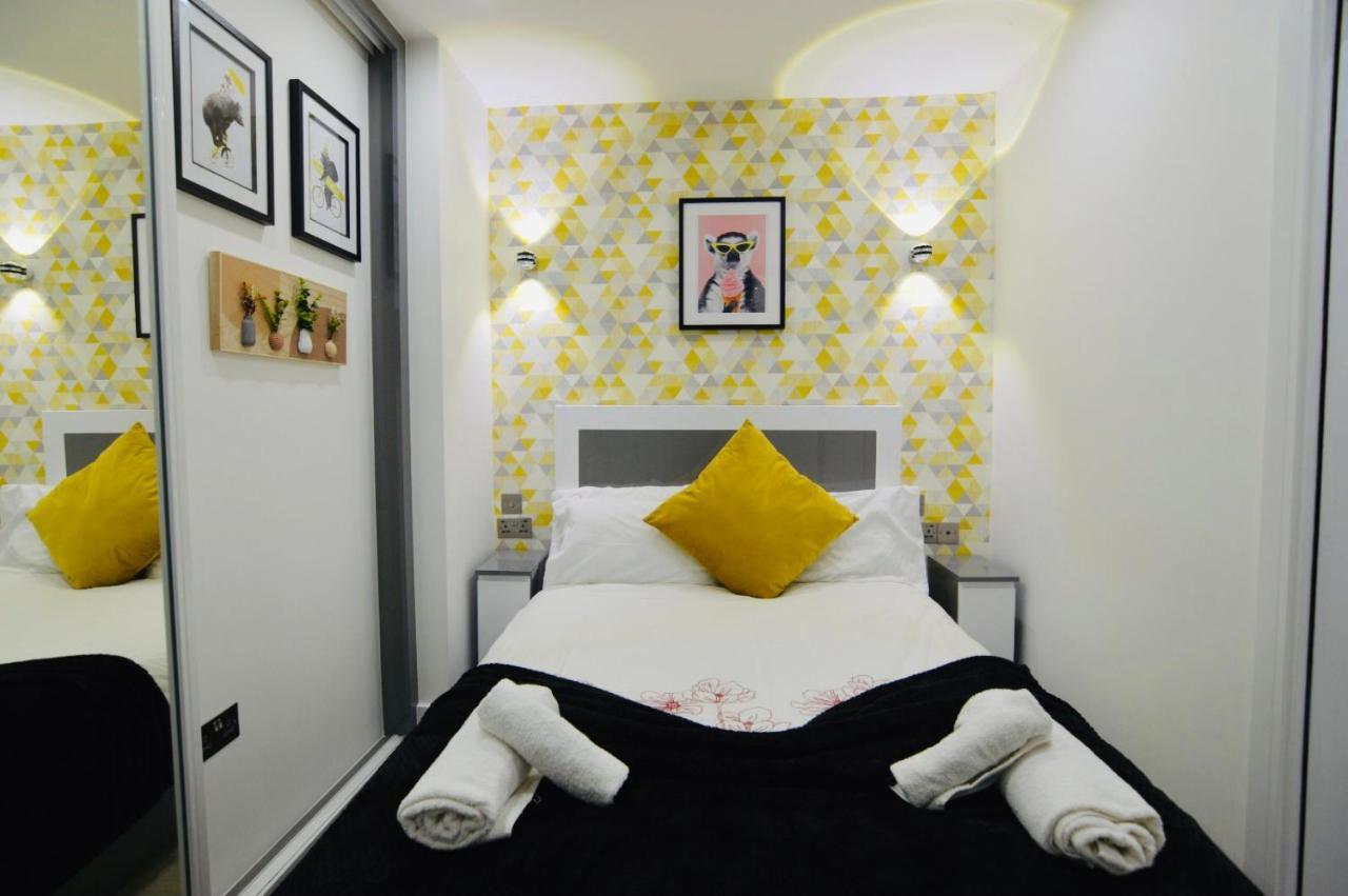 Executive Central Self Contained Flat By Cozynest Reading Exterior foto