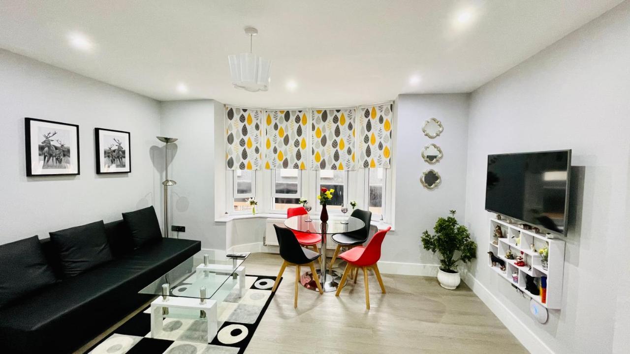 Executive Central Self Contained Flat By Cozynest Reading Exterior foto